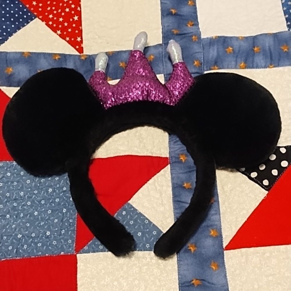 Disney Minnie Mouse Crown Light up Fuzzy Ears